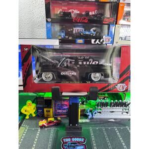 M2 Machines 1/24 World of outlaws 1976 GMC Sierra Grande 15